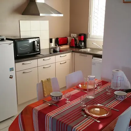 D'hotes Et Al Pati Bed & Breakfast 3*